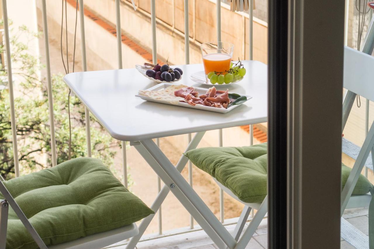 Foyer Rooms & Suites Affittacamere Cagliari Exterior photo