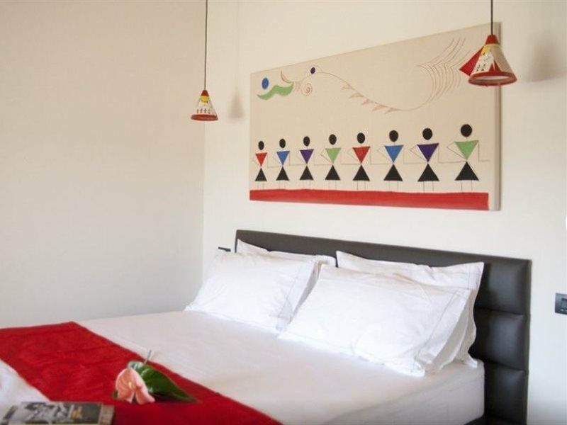 Foyer Rooms & Suites Affittacamere Cagliari Exterior photo